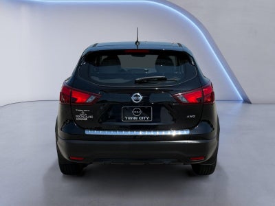 2017 Nissan Rogue Sport S