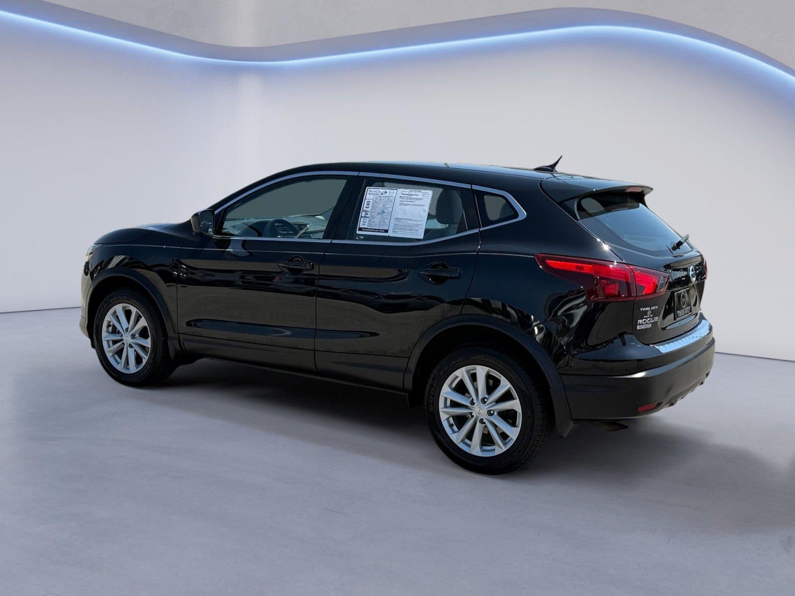 2017 Nissan Rogue Sport S