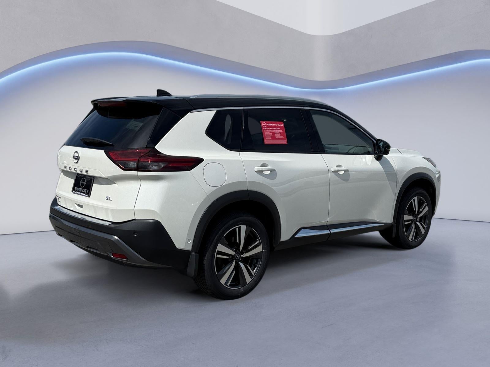 2022 Nissan Rogue SL