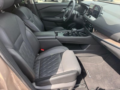 2024 Nissan Rogue Platinum