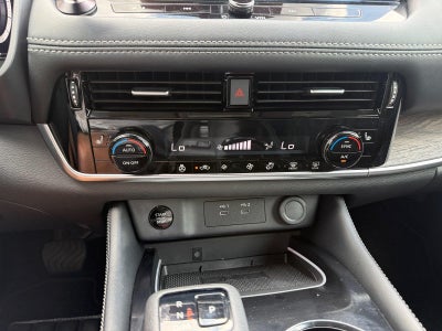 2024 Nissan Rogue Platinum