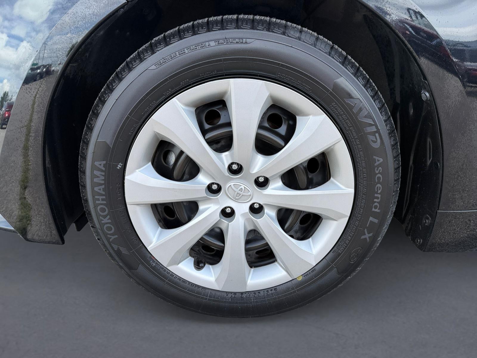 2024 Toyota Corolla Hybrid LE