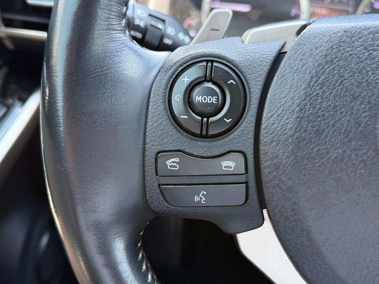2015 Lexus Is 250 4dr Sport Sdn RWD