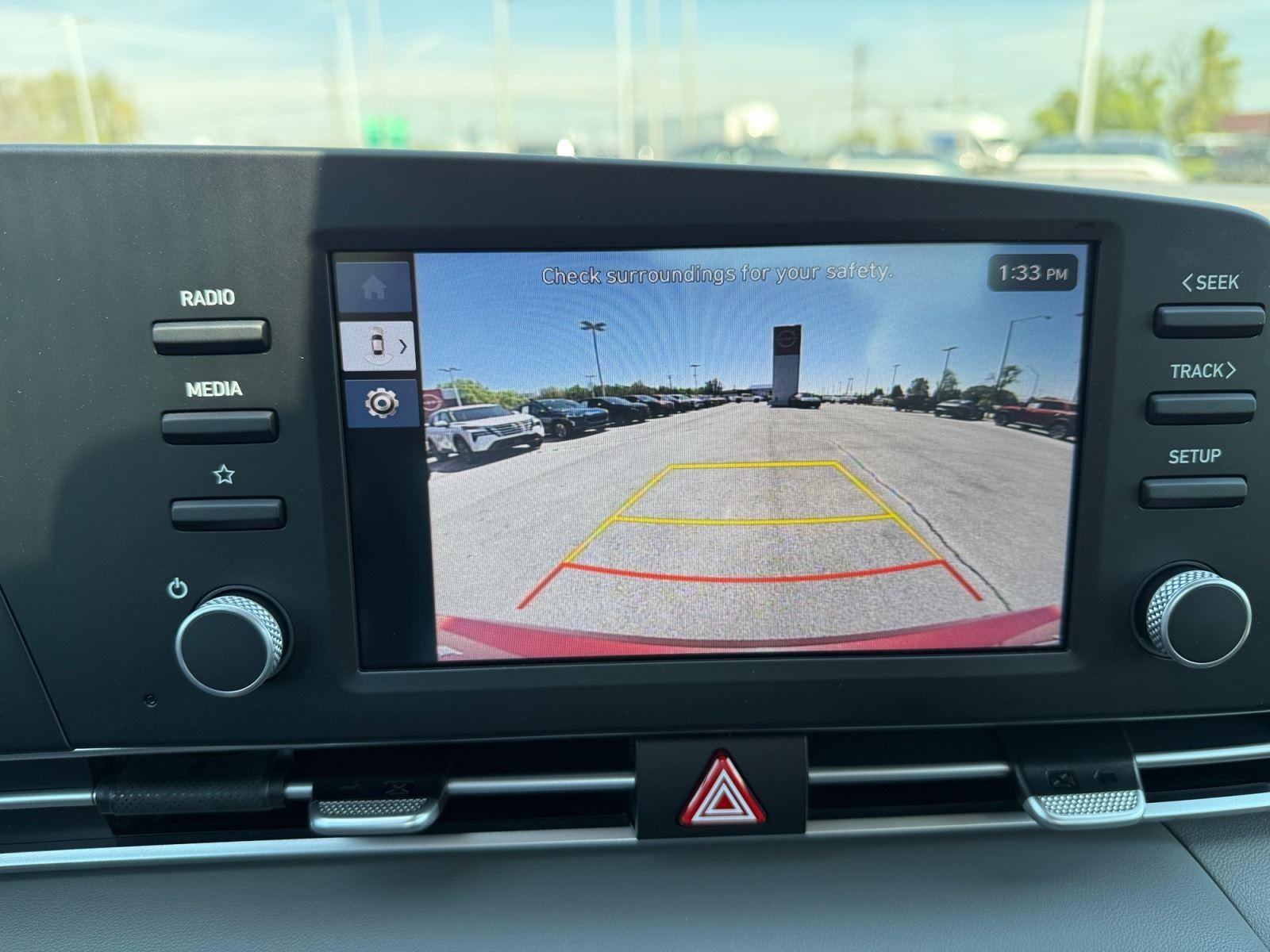 2024 Hyundai Elantra SE