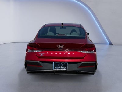 2024 Hyundai Elantra SE