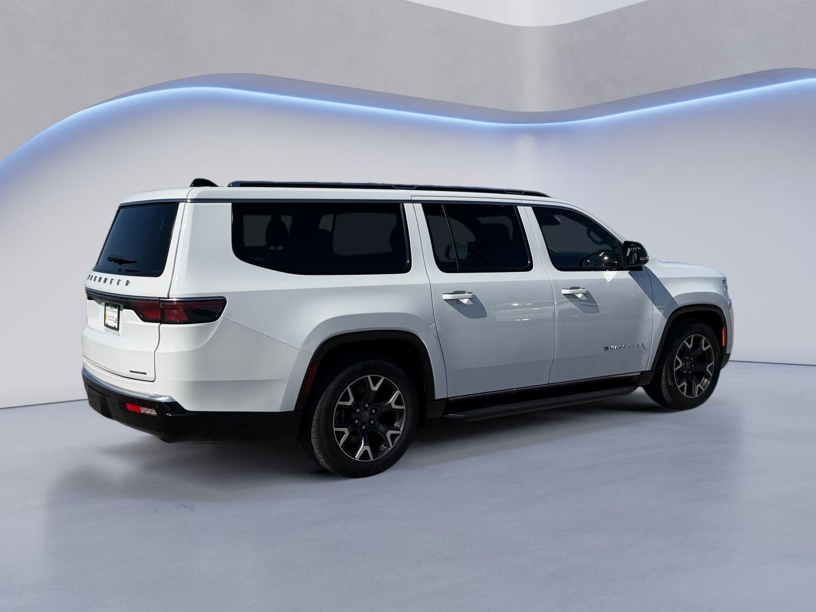 2024 Jeep Wagoneer L Series III