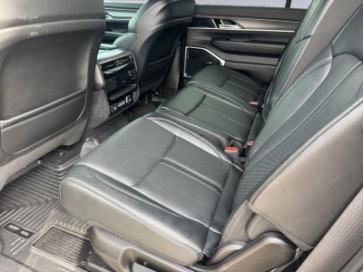 2023 Jeep Wagoneer Series III