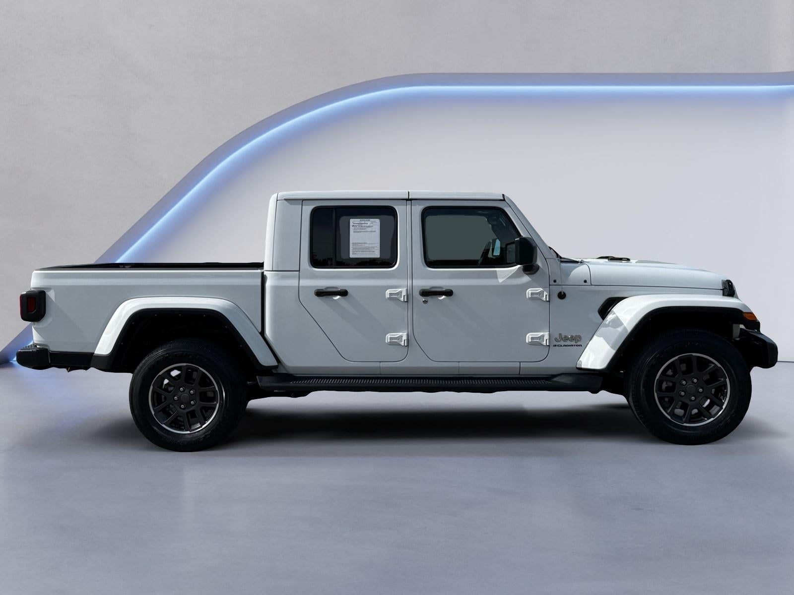 2023 Jeep Gladiator Overland
