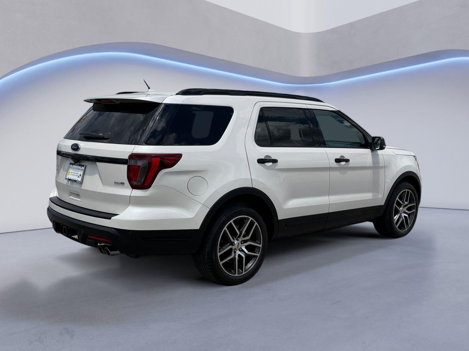 2018 Ford Explorer Sport