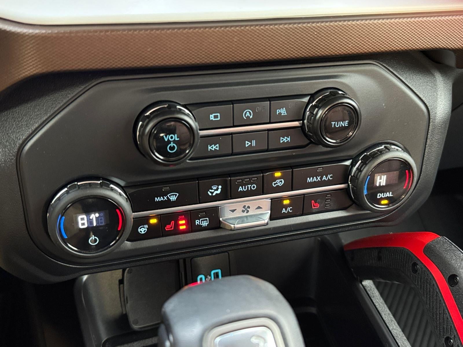 2024 Ford Bronco Heritage Limited Edition