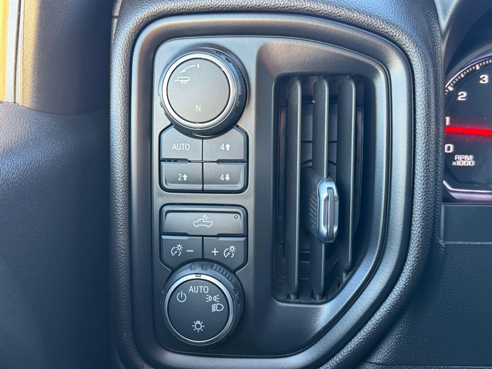 2021 Chevrolet Silverado 1500 Custom Trail Boss