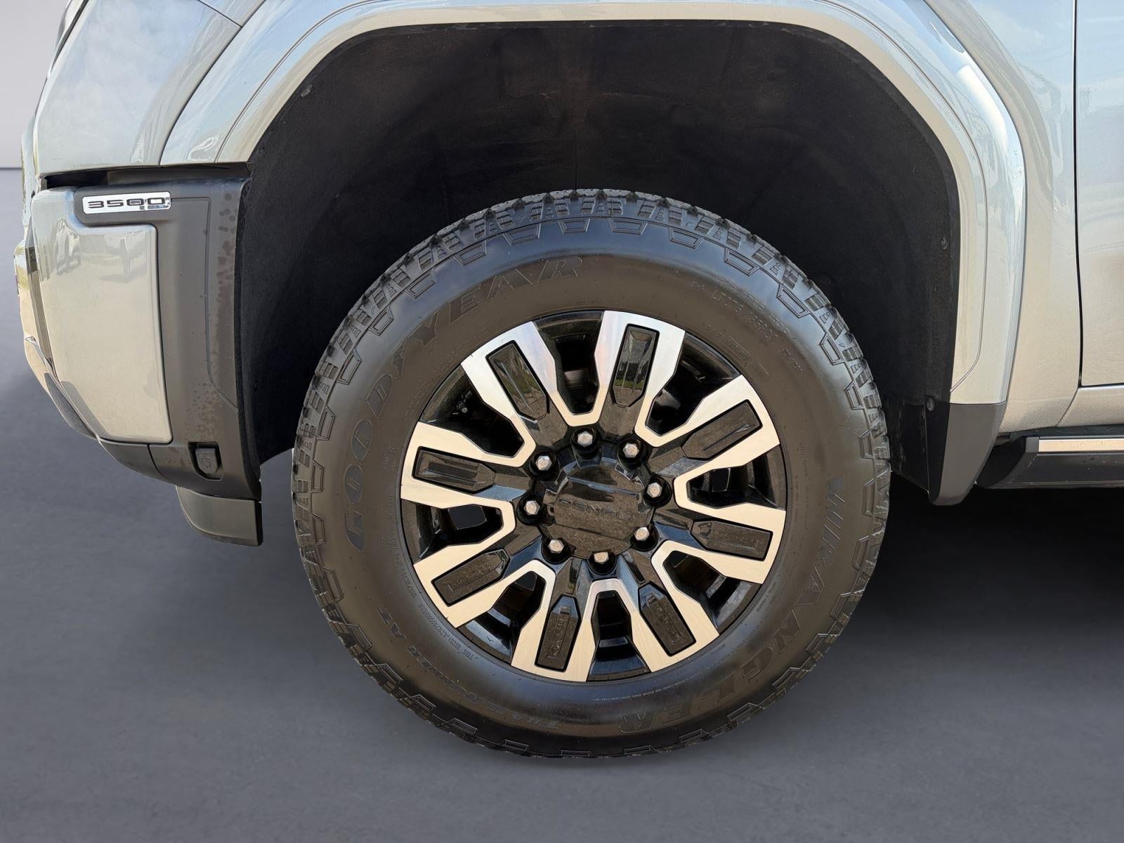 2024 GMC Sierra 3500HD Denali Ultimate