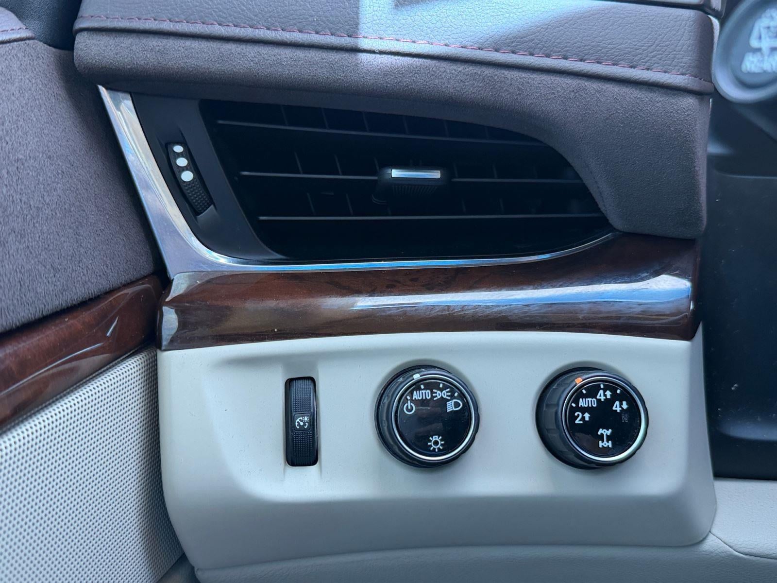 2016 Cadillac Escalade Luxury Collection