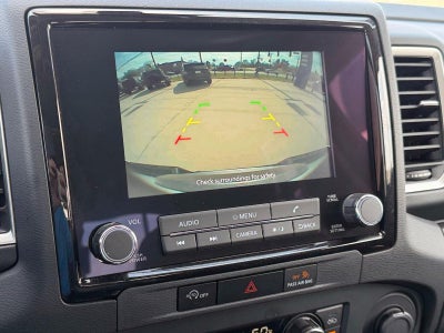 2024 Nissan Frontier SL