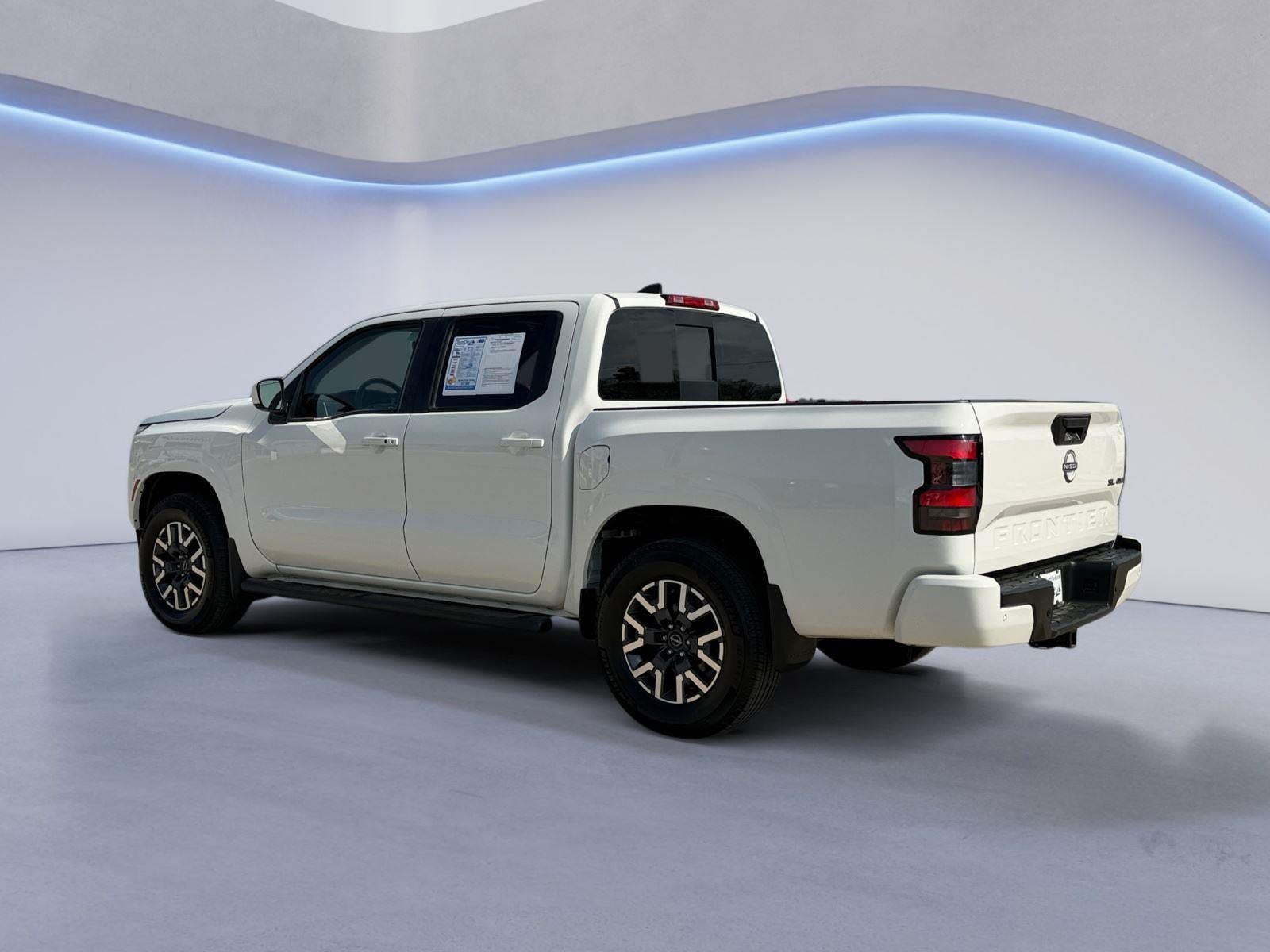 2024 Nissan Frontier SL
