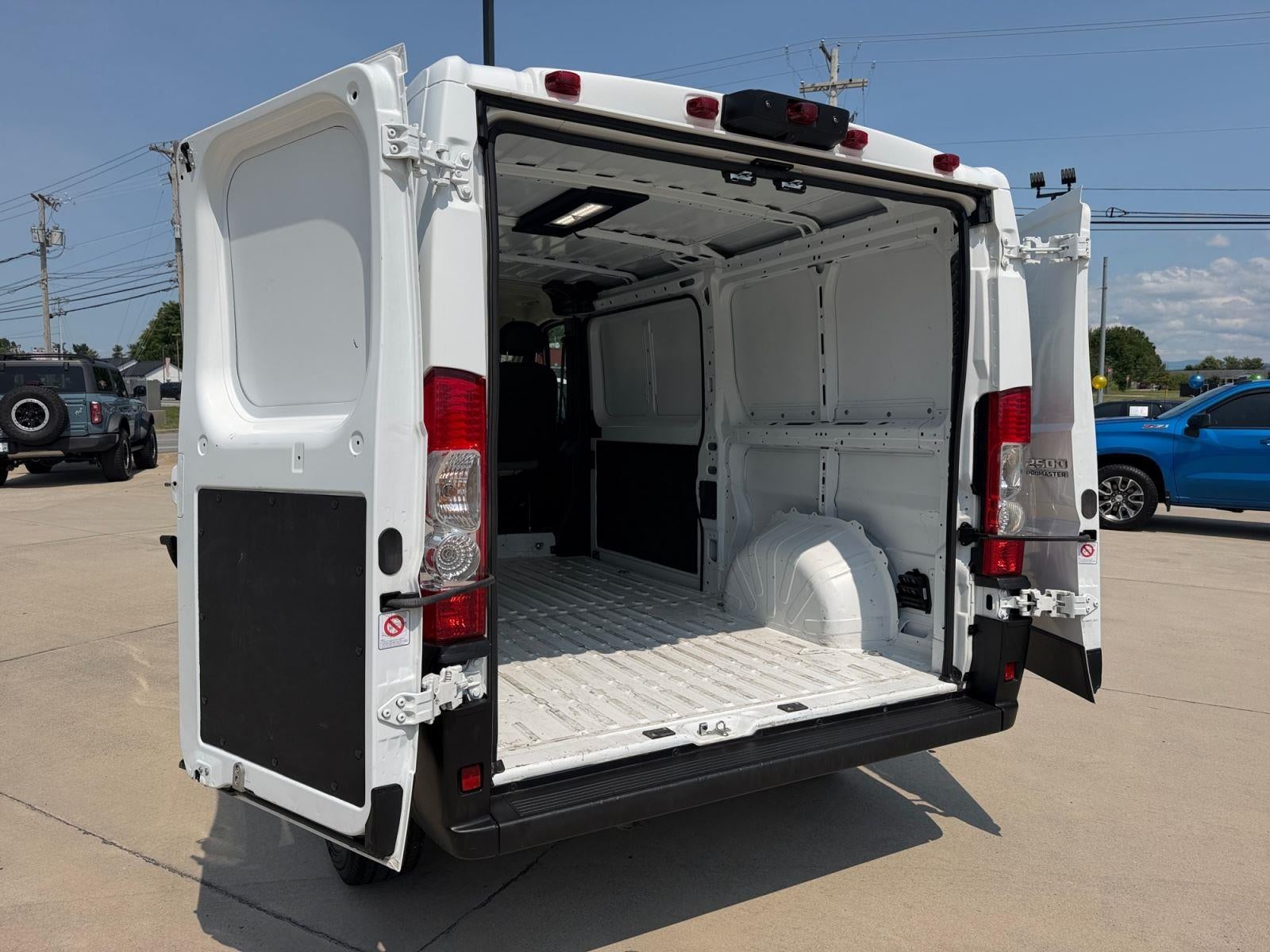 2025 RAM ProMaster Cargo Van Tradesman