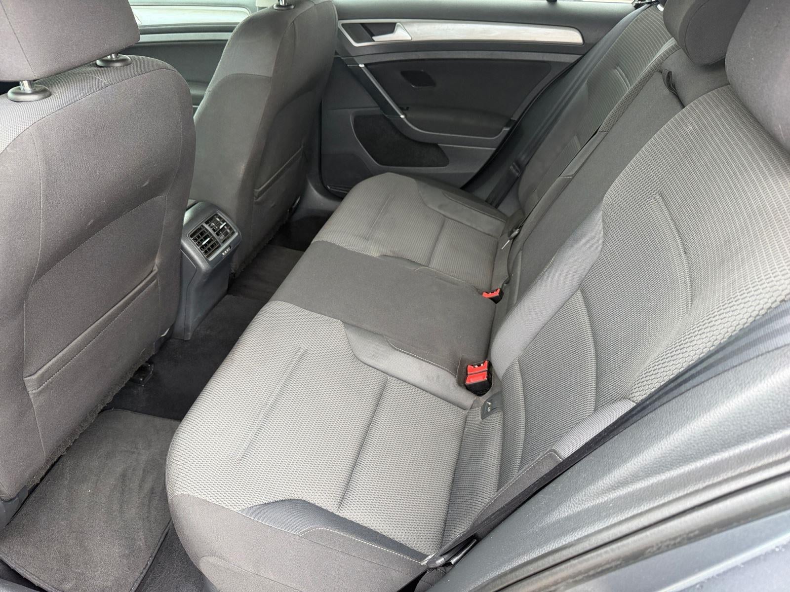 2016 Volkswagen Golf SportWagen TSI S