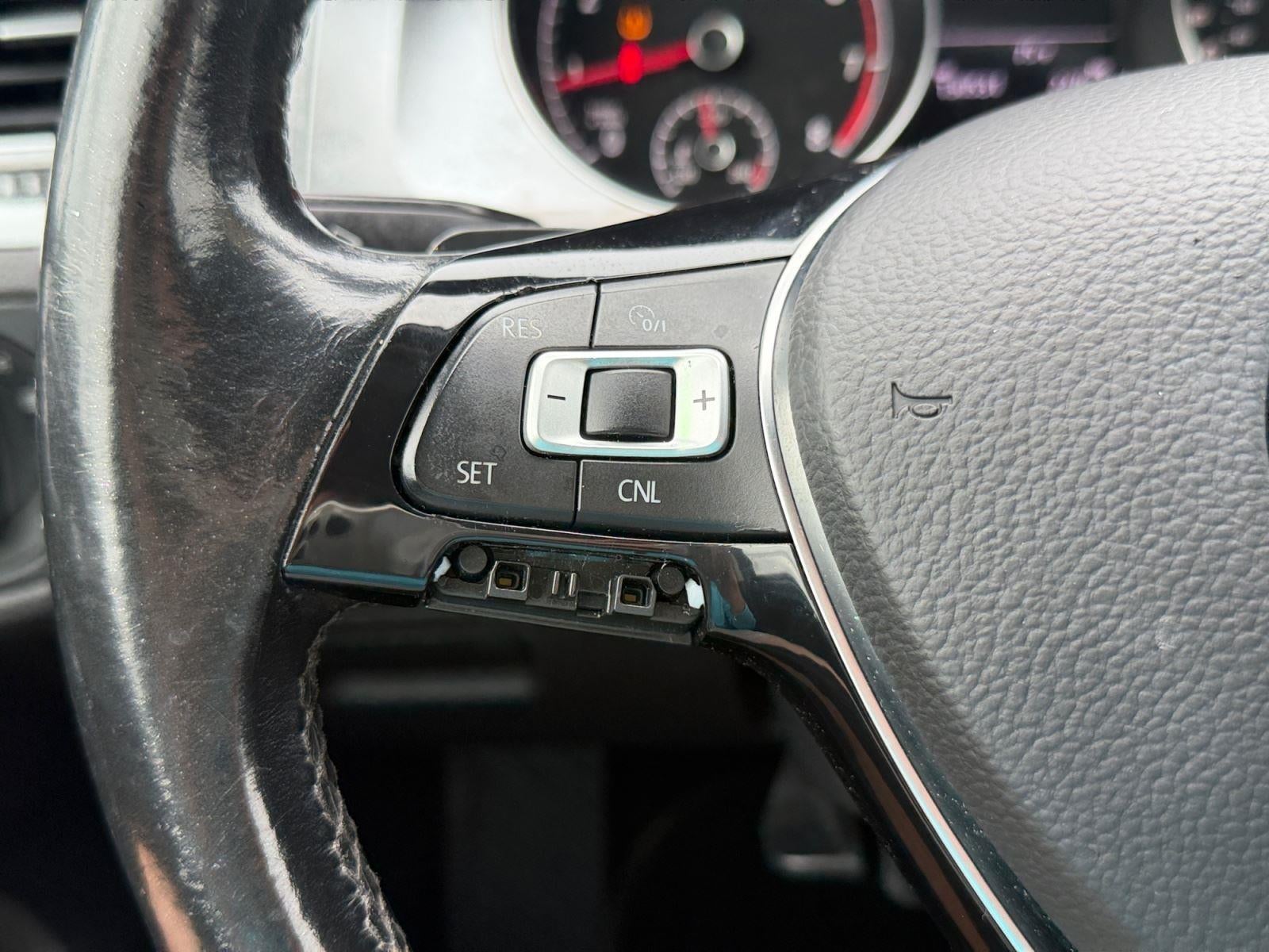 2016 Volkswagen Golf SportWagen TSI S
