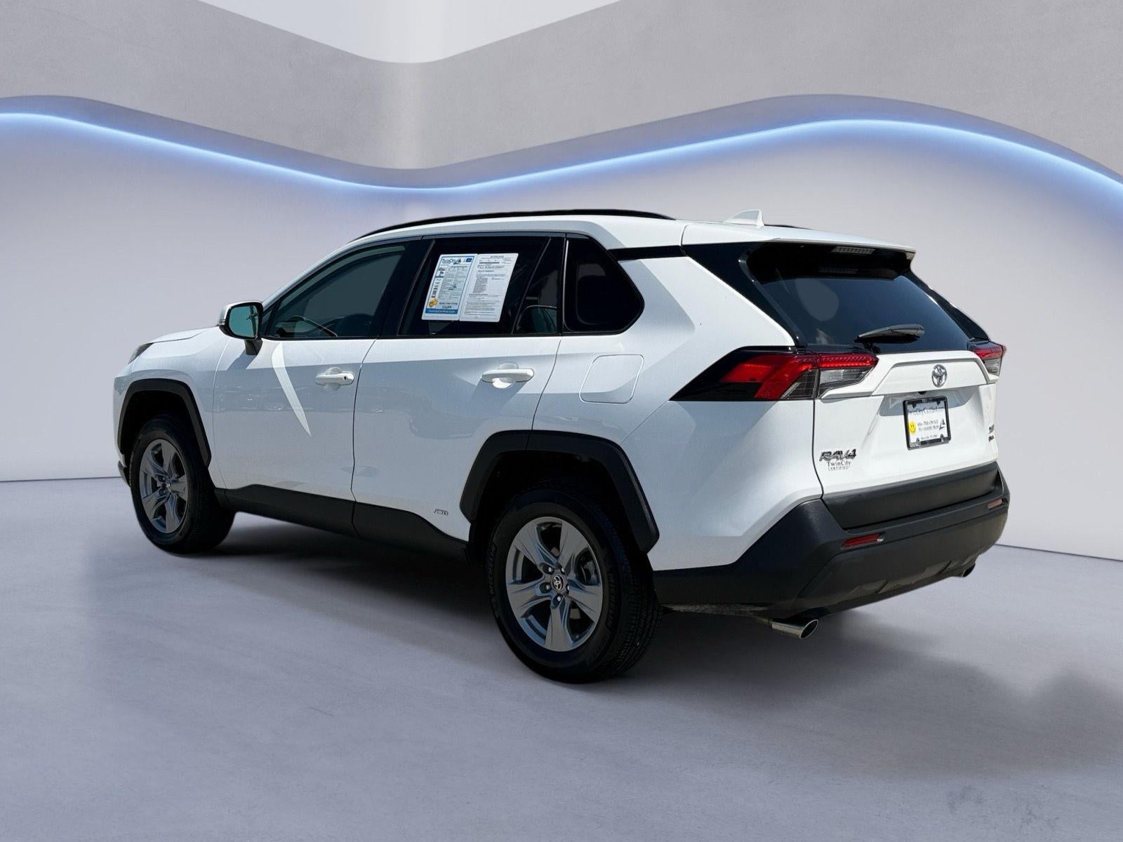 2025 Toyota RAV4 Hybrid XLE