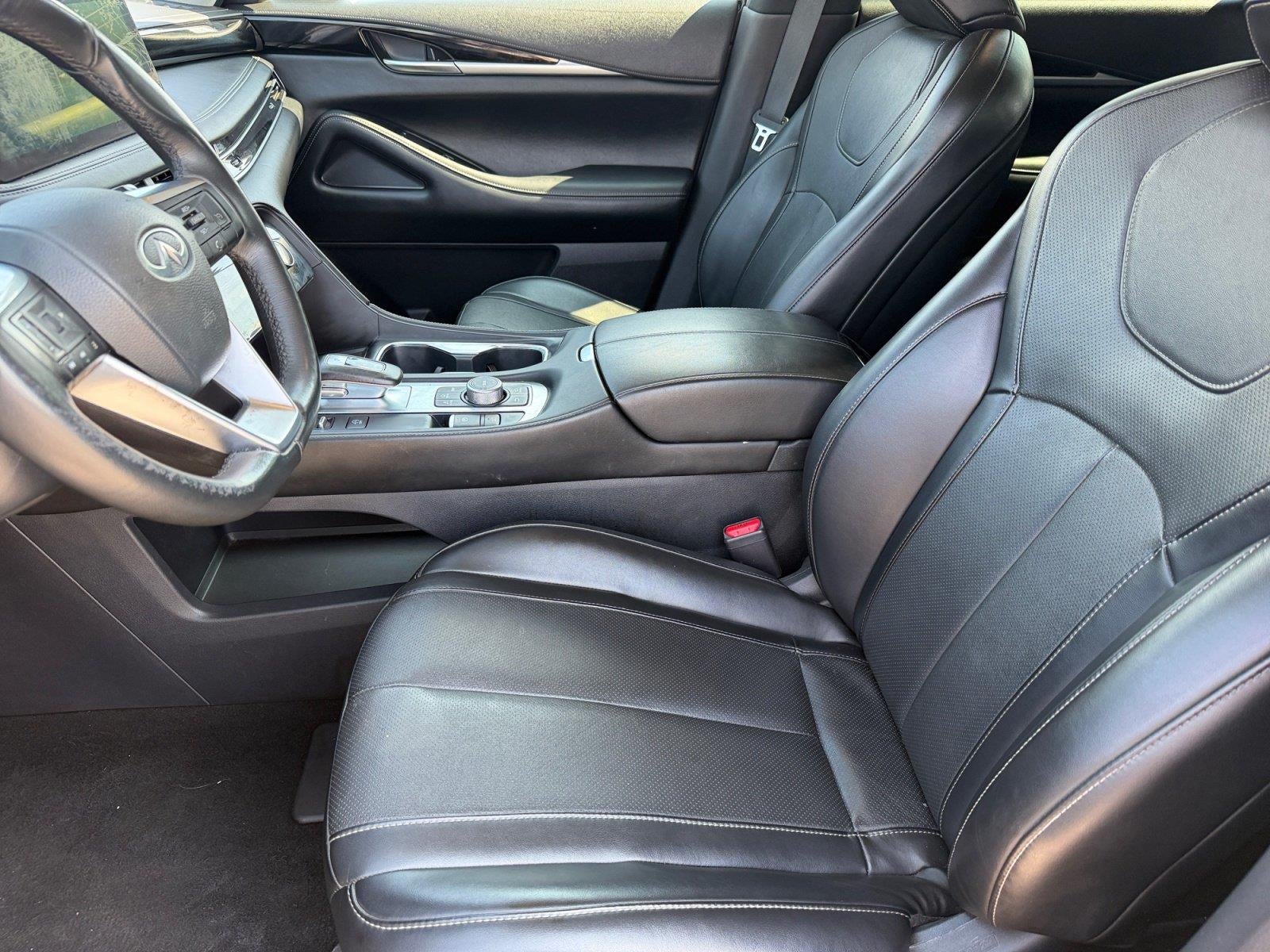 2025 INFINITI QX60 PURE