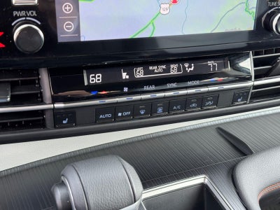 2024 Toyota Sienna XSE