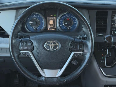 2018 Toyota Sienna XLE 8-Passenger