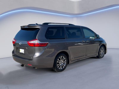 2018 Toyota Sienna XLE 8-Passenger