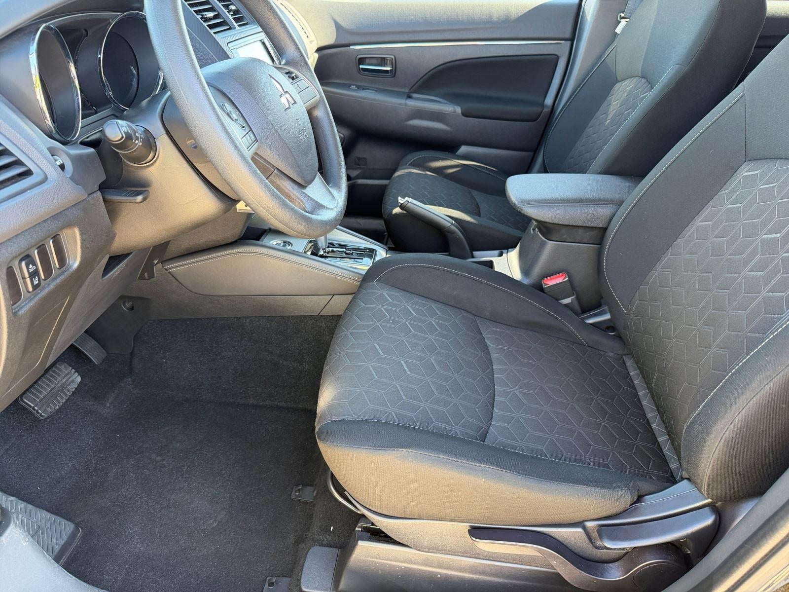 2024 Mitsubishi OUTLANDER SPORT Base