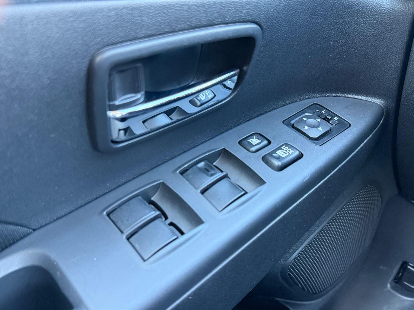 2024 Mitsubishi OUTLANDER SPORT Base