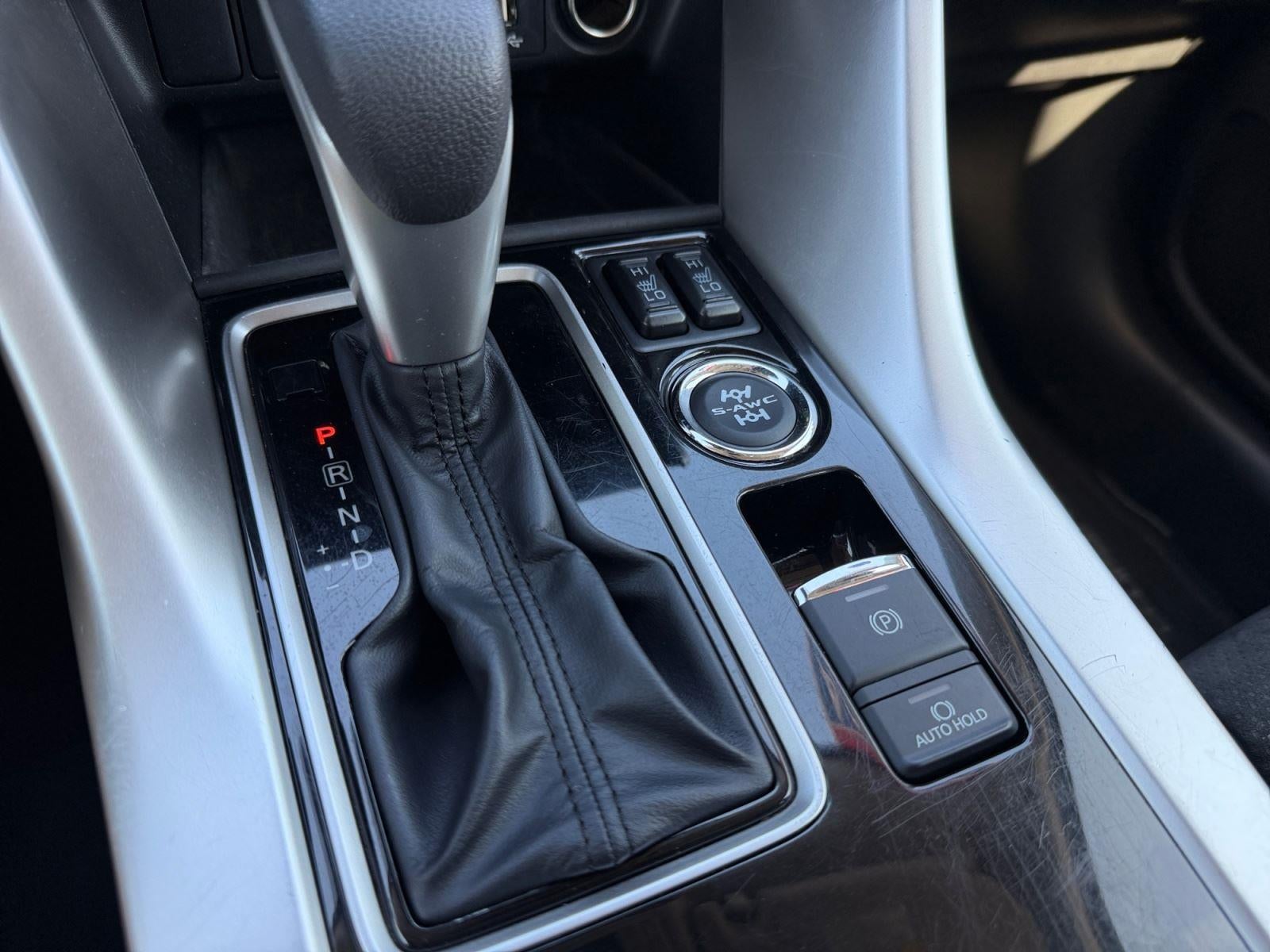 2024 Mitsubishi ECLIPSE Base