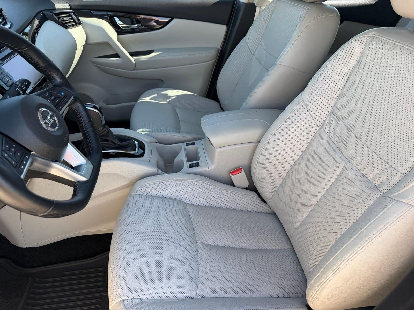 2022 Nissan Rogue Sport SL