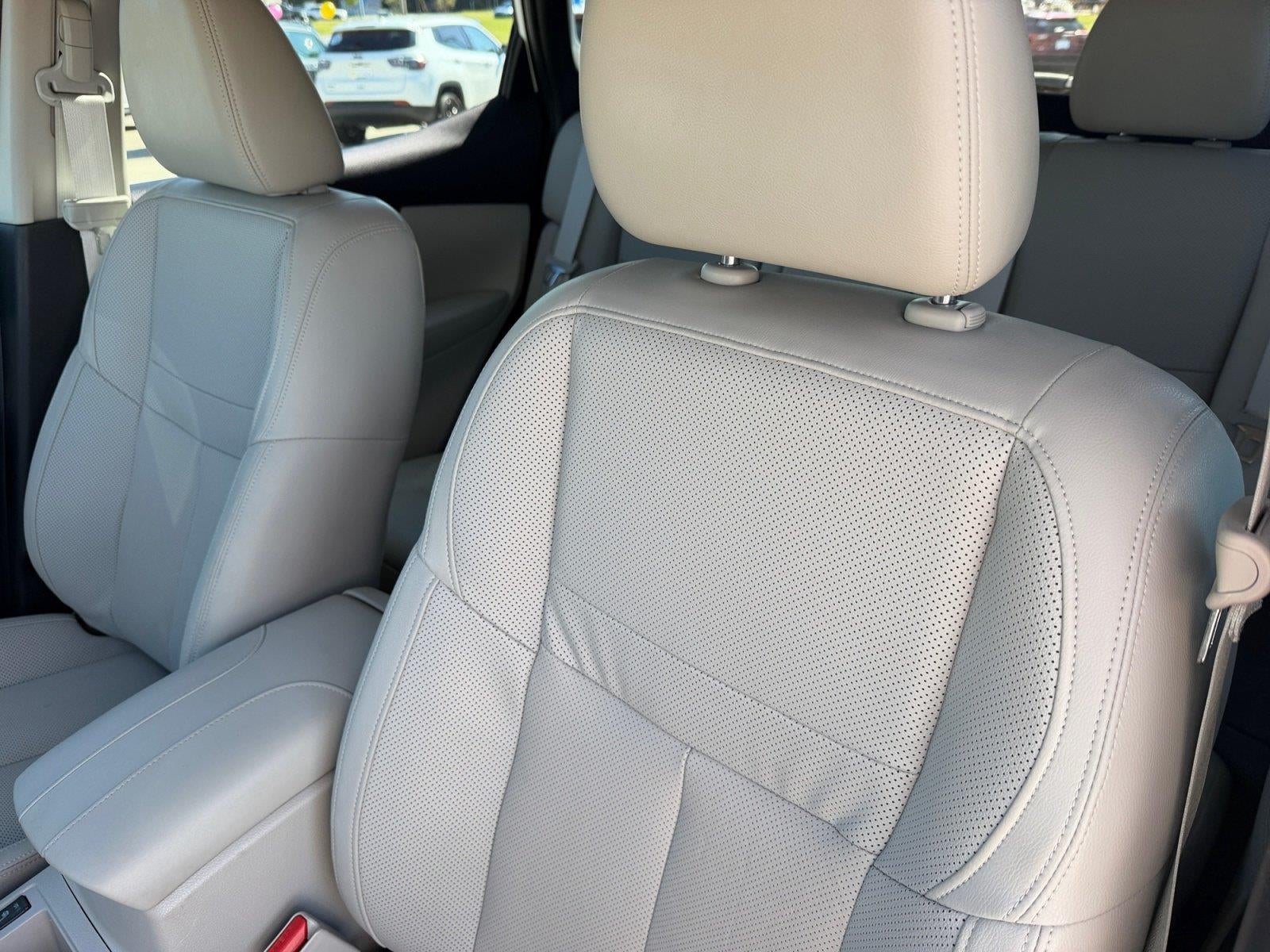 2022 Nissan Rogue Sport SL