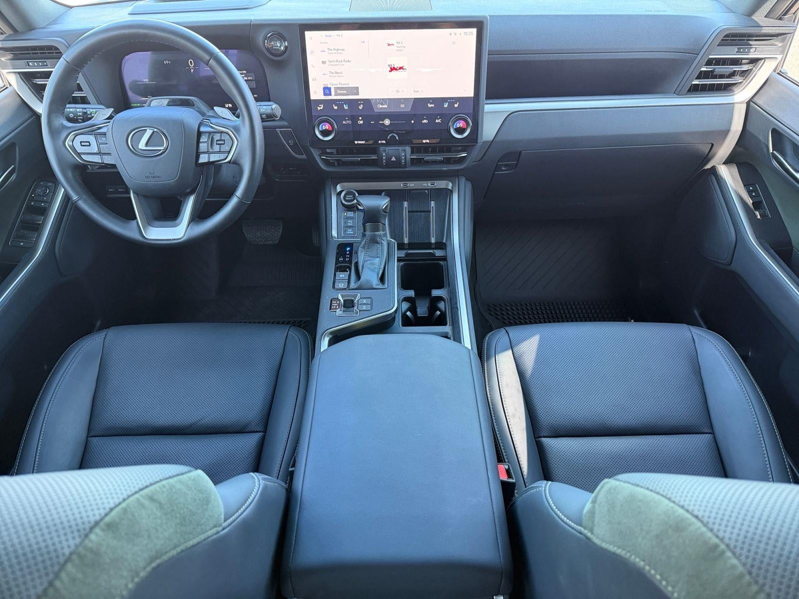 2025 Lexus GX GX 550 Premium