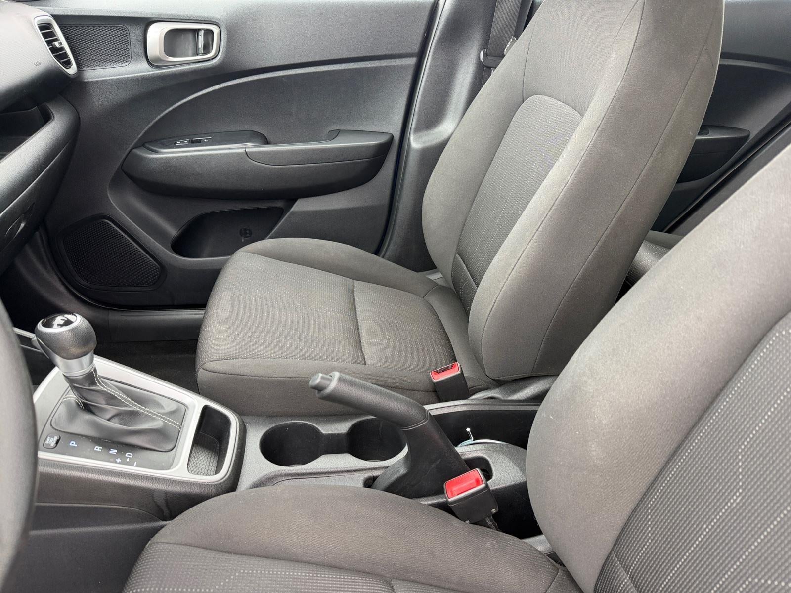 2021 Hyundai Venue SE
