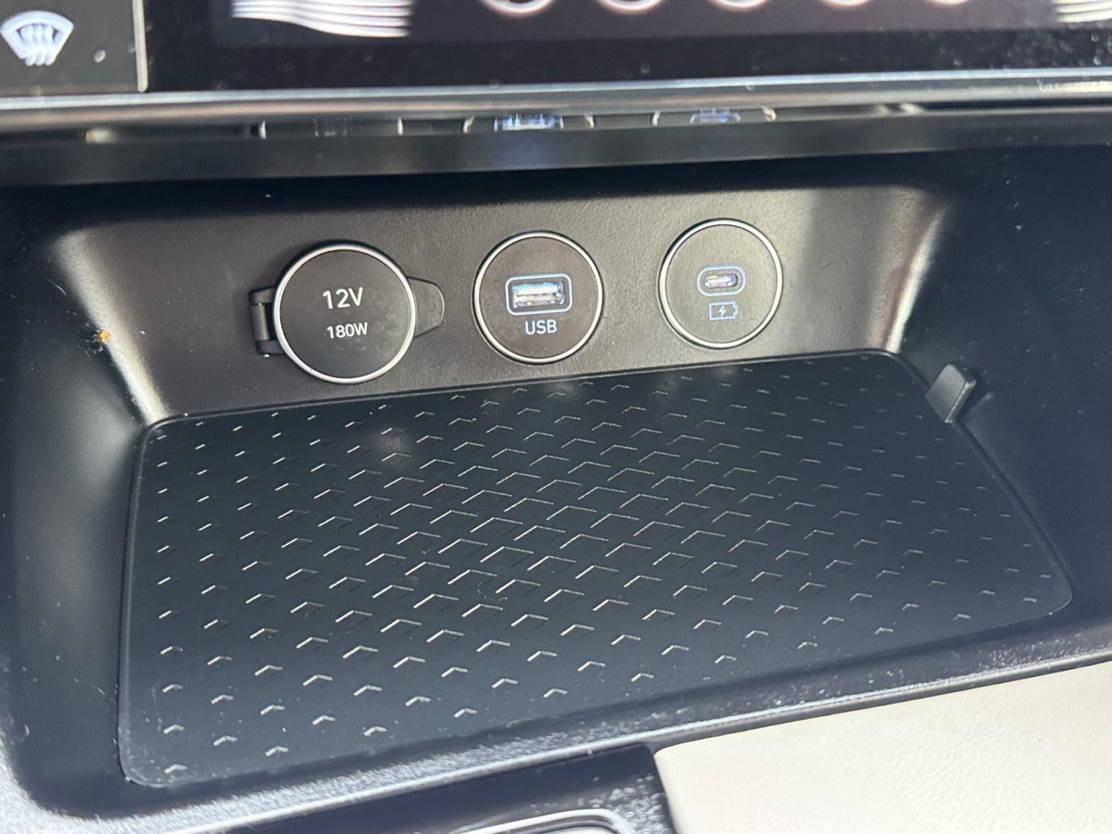 2024 Genesis G70 2.5T