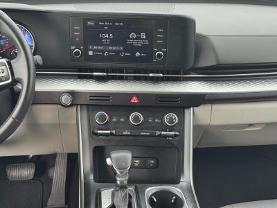 2023 Kia Carnival LX
