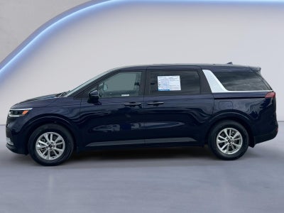 2023 Kia Carnival LX