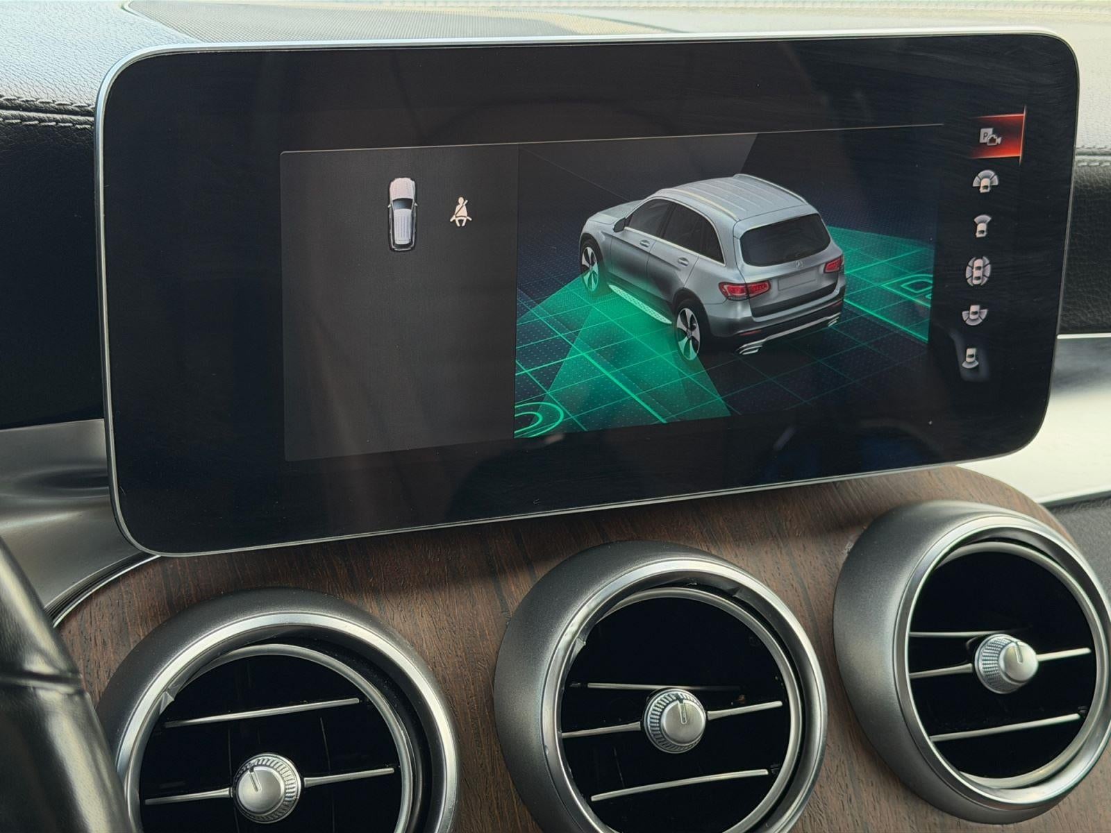 2020 Mercedes-Benz GLC GLC 300