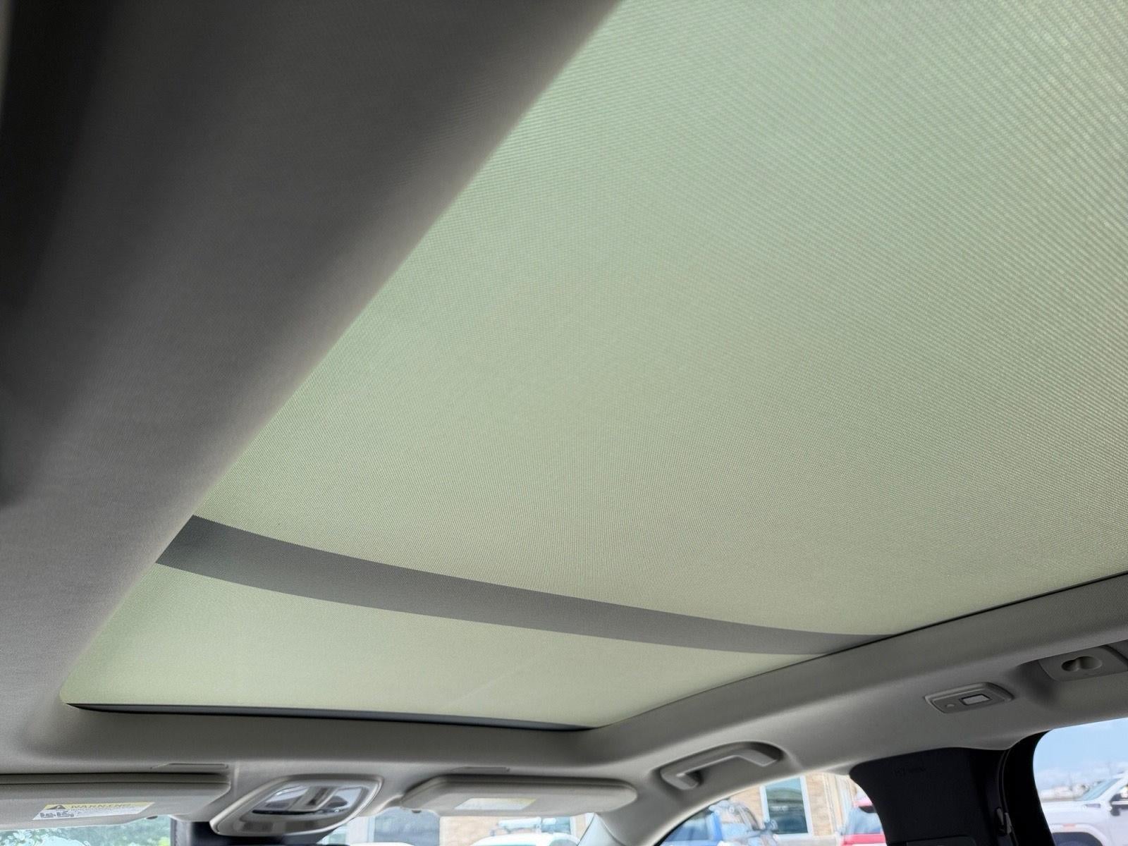 2024 Volvo XC90 Plus Bright Theme