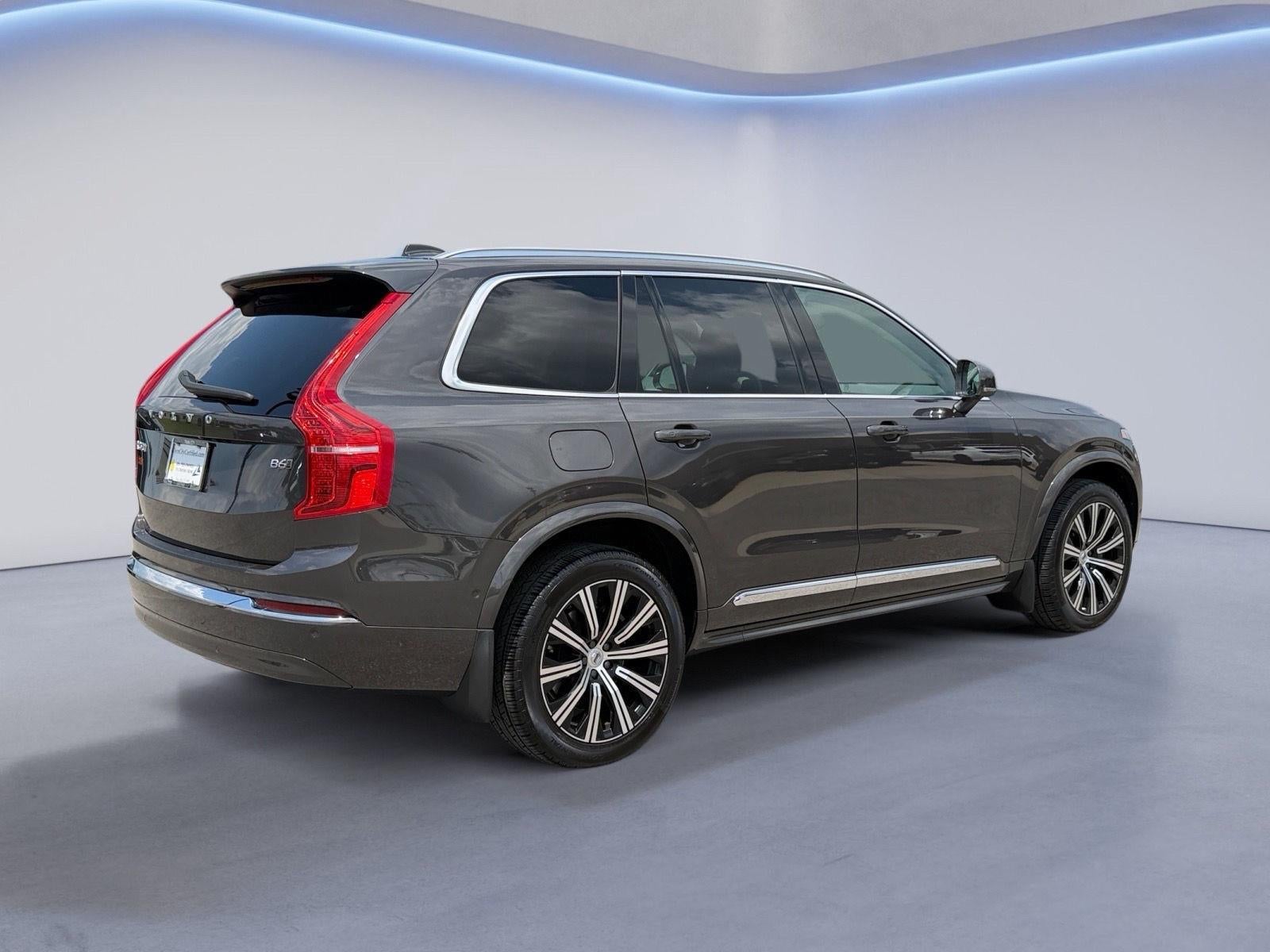 2024 Volvo XC90 Plus Bright Theme