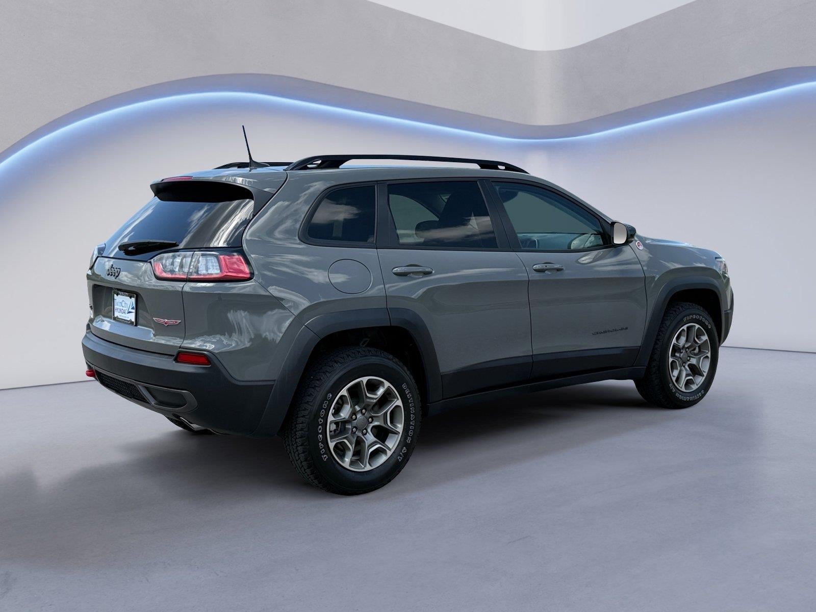 2022 Jeep Cherokee Trailhawk