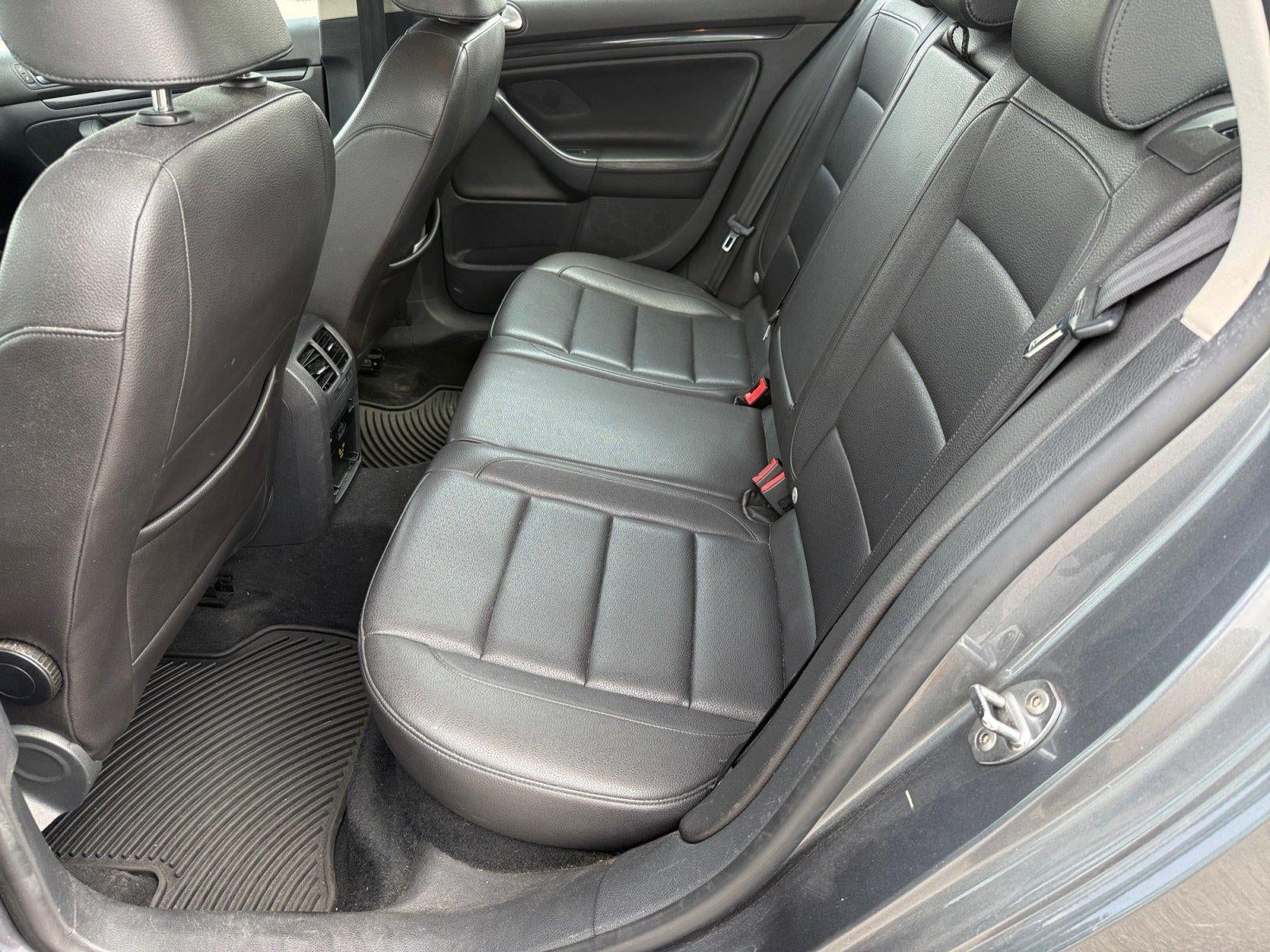 2014 Volkswagen Jetta SportWagen TDI