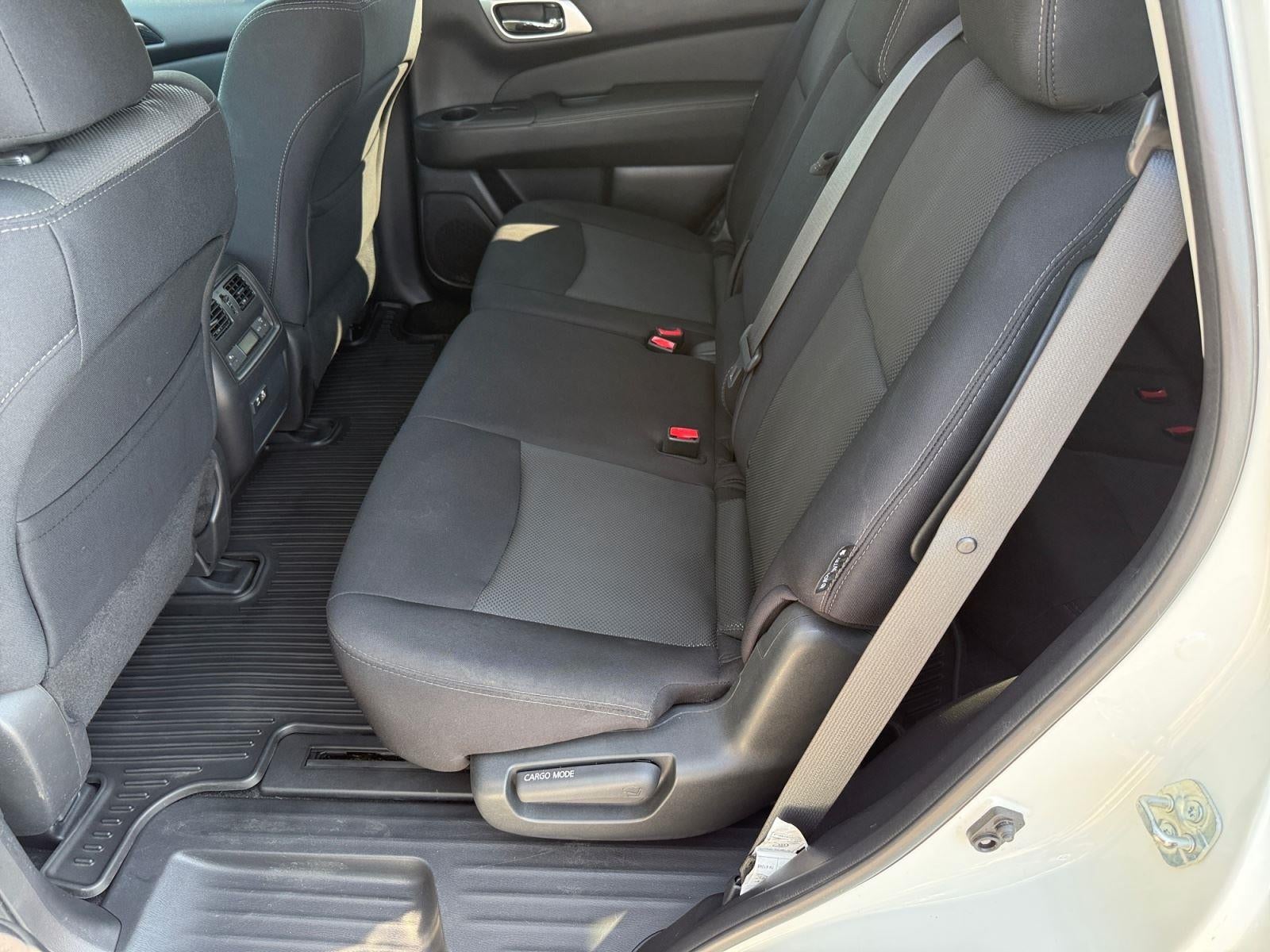 2019 Nissan Pathfinder S