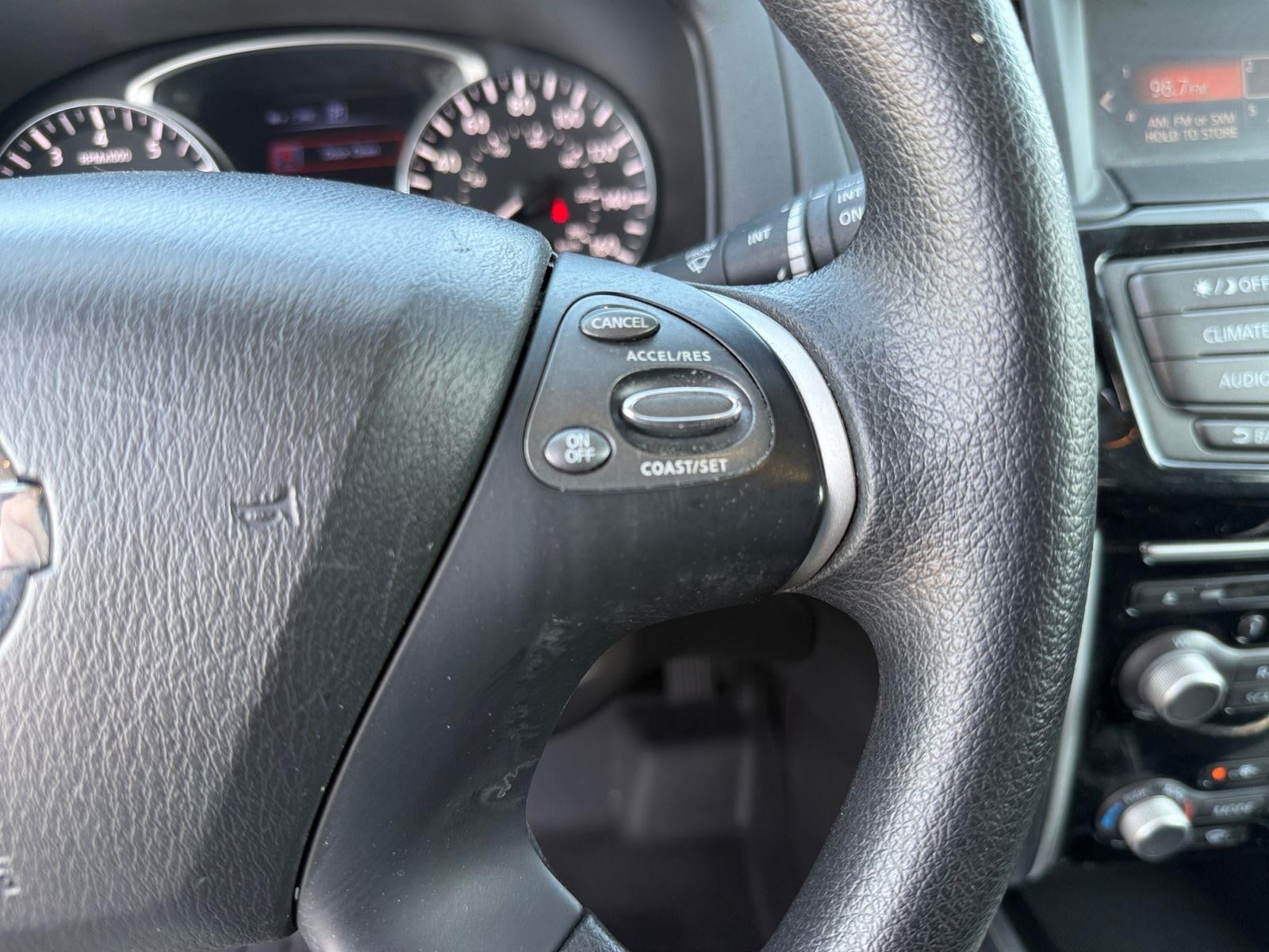 2019 Nissan Pathfinder S