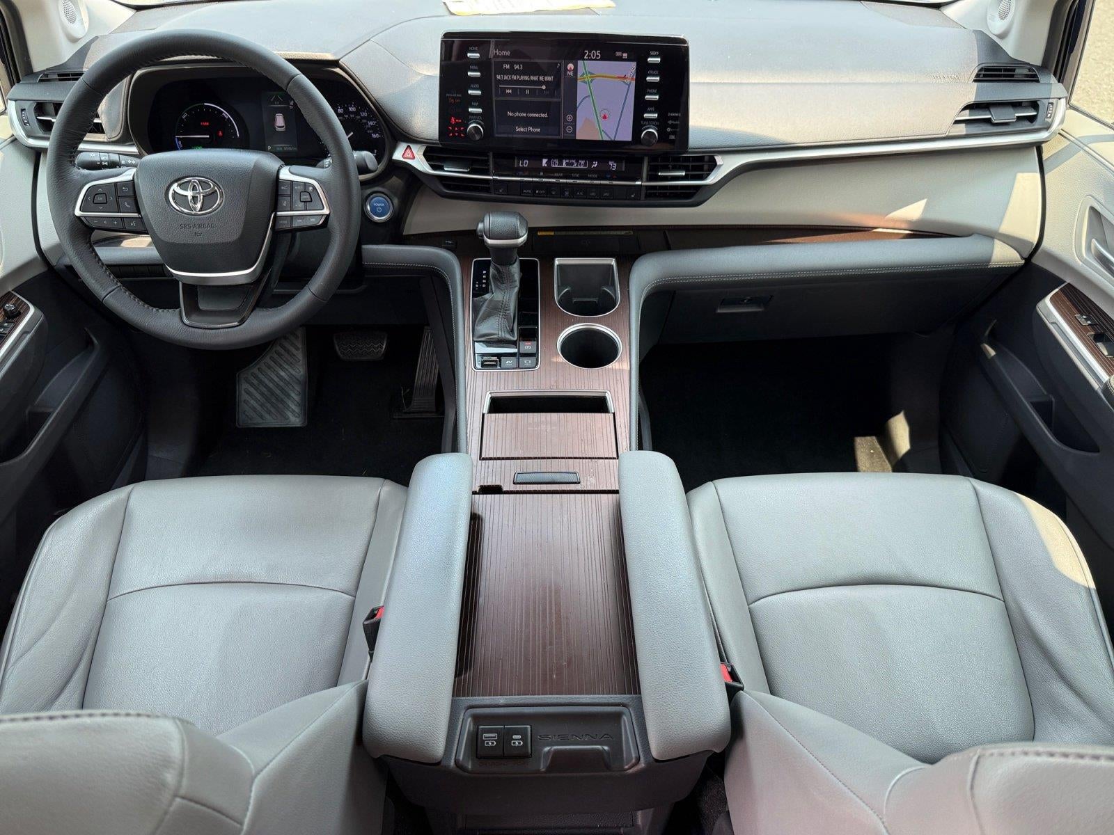 2021 Toyota Sienna XLE