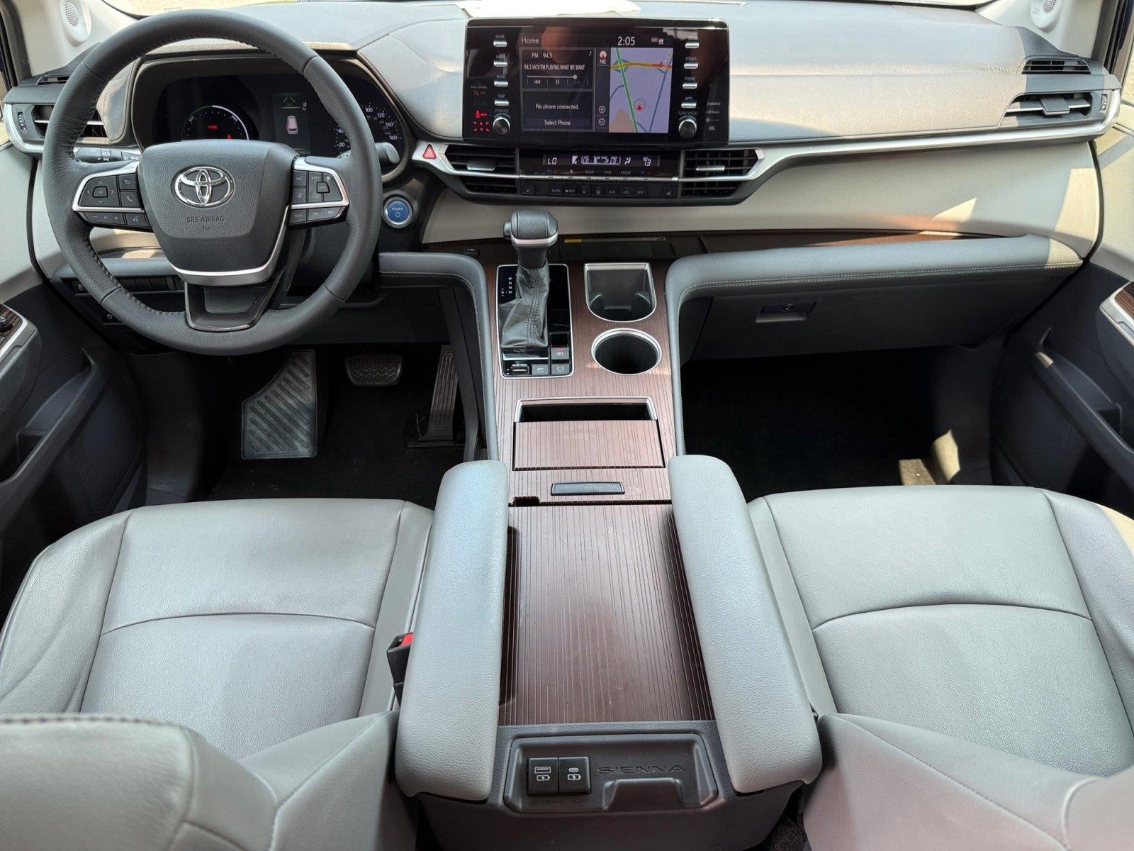 2021 Toyota Sienna XLE