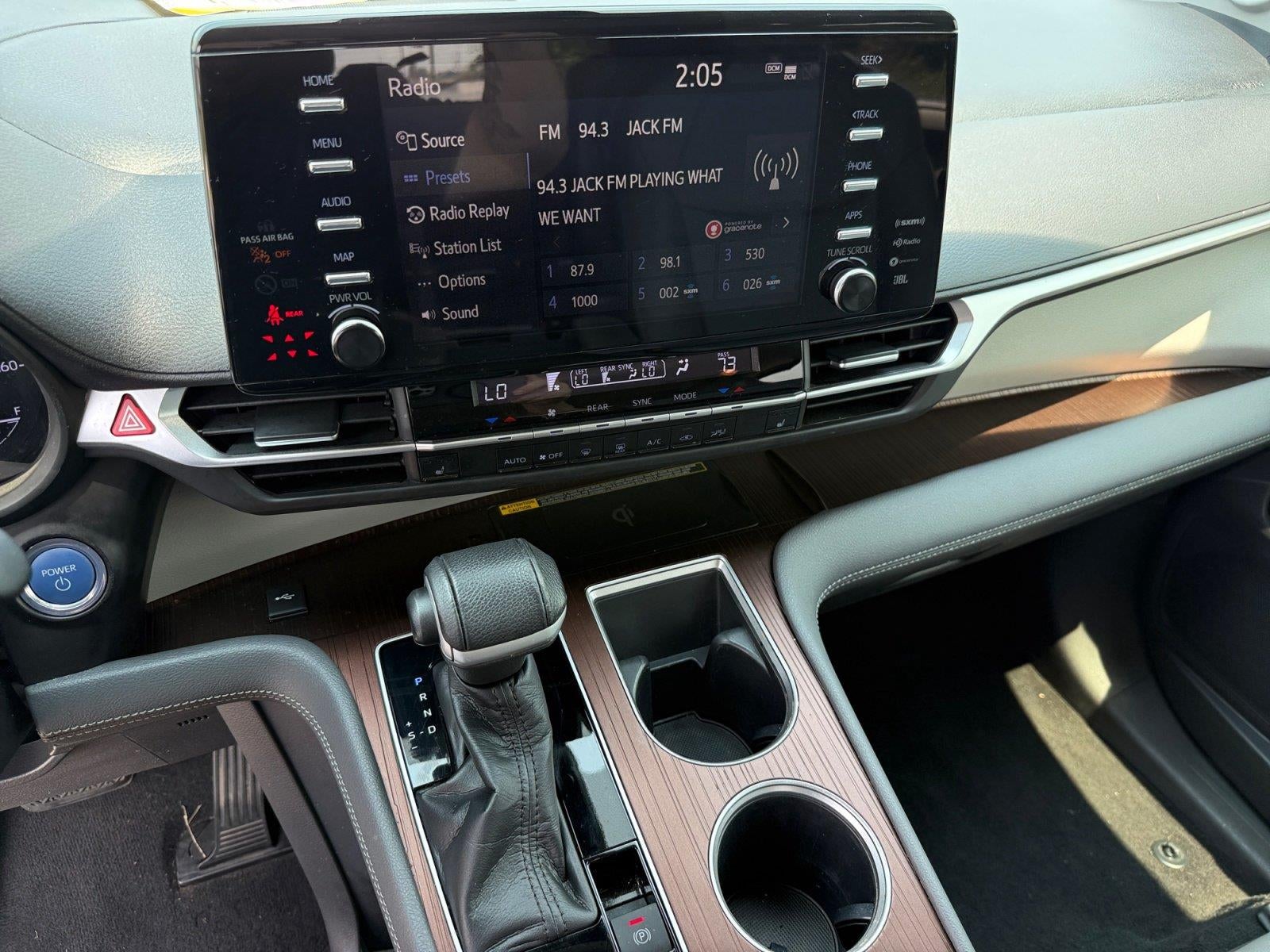 2021 Toyota Sienna XLE