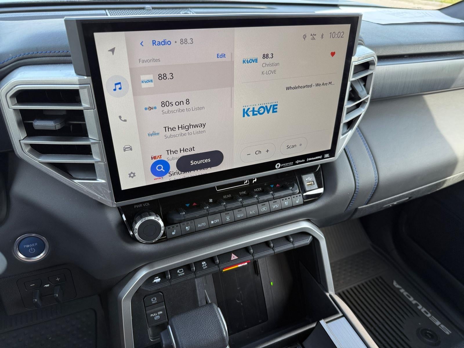 2024 Toyota Sequoia Platinum