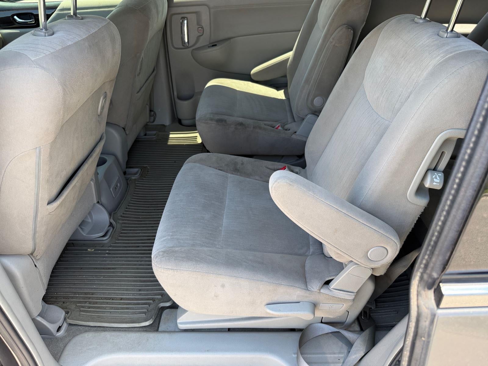 2015 Nissan Quest SV