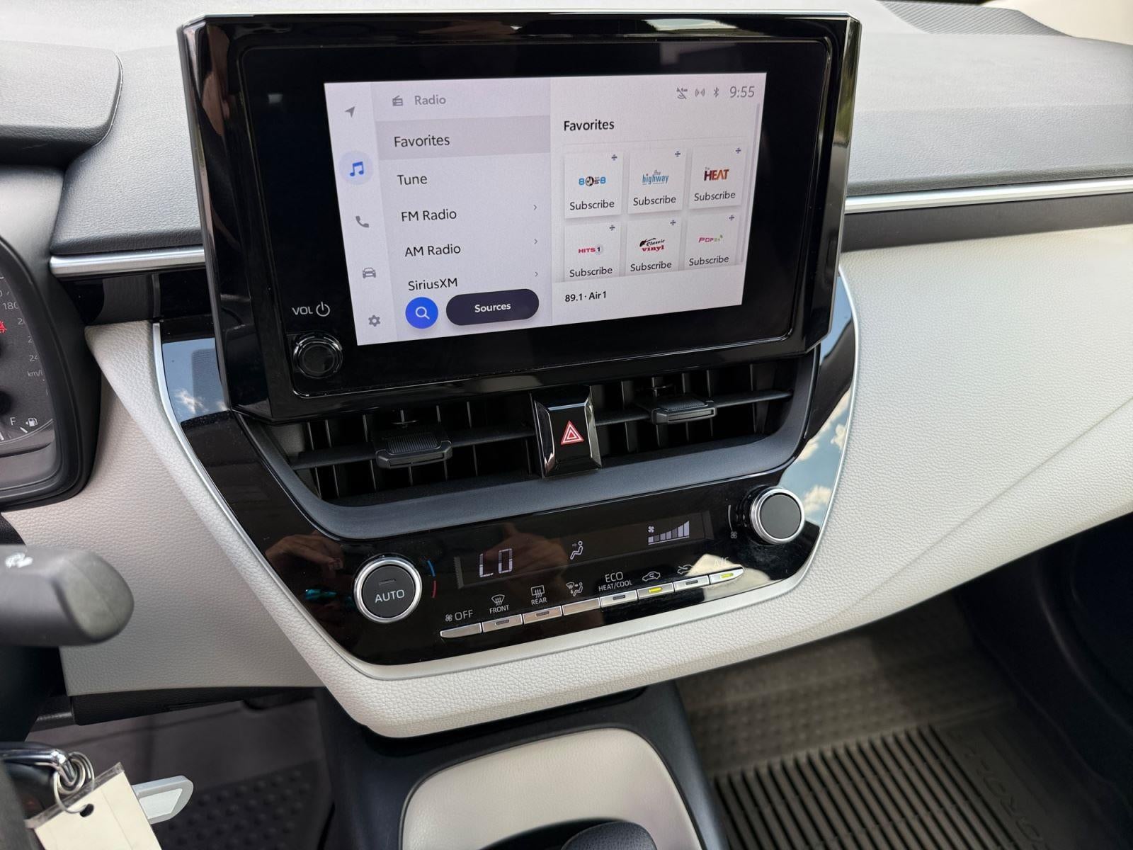 2024 Toyota Corolla Hybrid LE